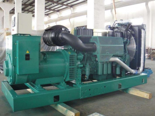 正蓝便携静音：租赁无声发电机组，便携式解决能源需求